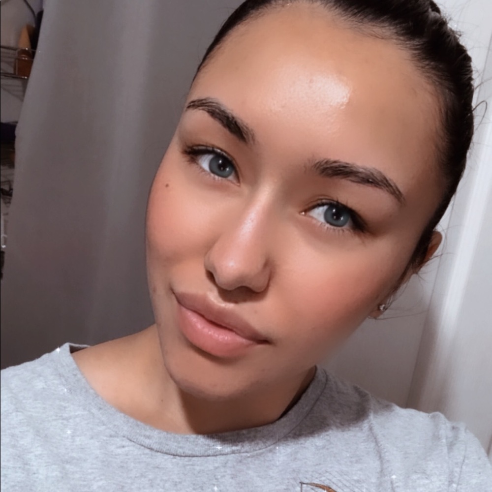 Meet your Posher, Josie